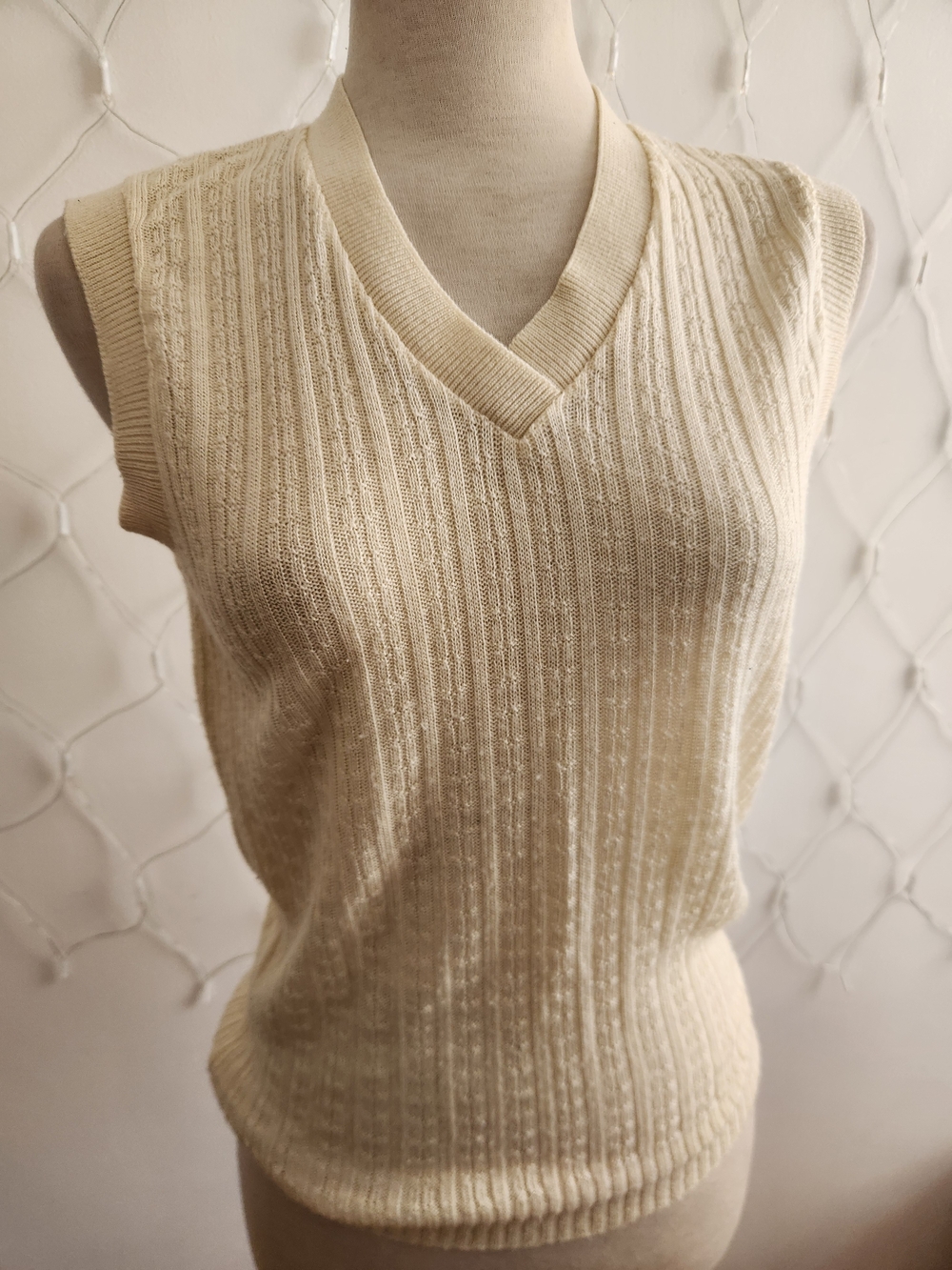 Vintage Cream V-Neck Sleeveless Sweater Vest by Sears • Small - Medium